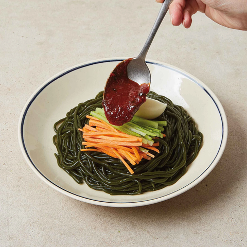 [BUY 4 GET 1 FREE] Haechomiin Variety Pack – Seaweed Soba- Kelp Bibim, Free Tofu Bibim