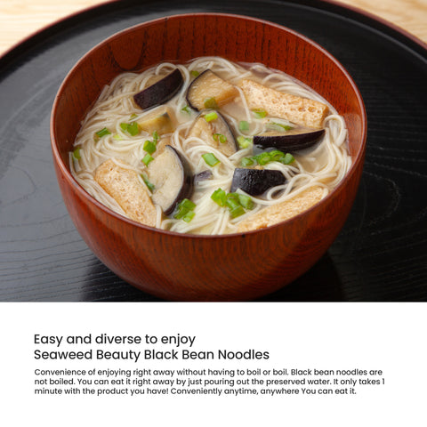 Haechomiin Black Bean Noodle Set with Bibim/Soba Sauce / 해초미인 검은콩국수